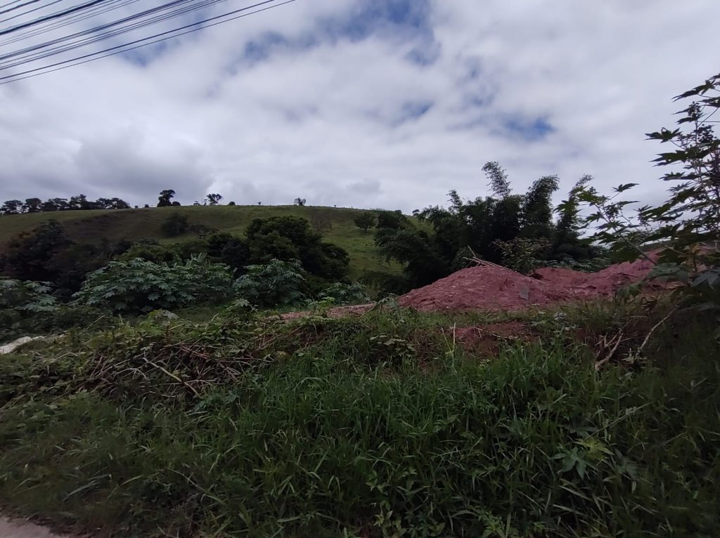 Rua Hélio Reis – Cabangu