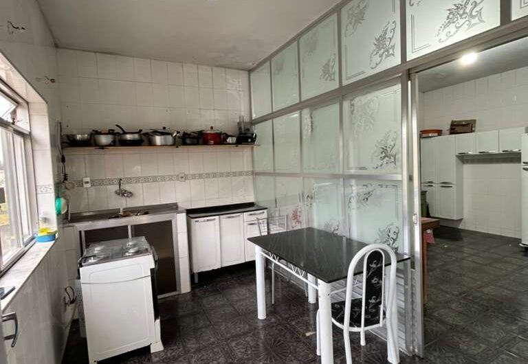 Rua Lions Clube, 100, Bairro das Flores