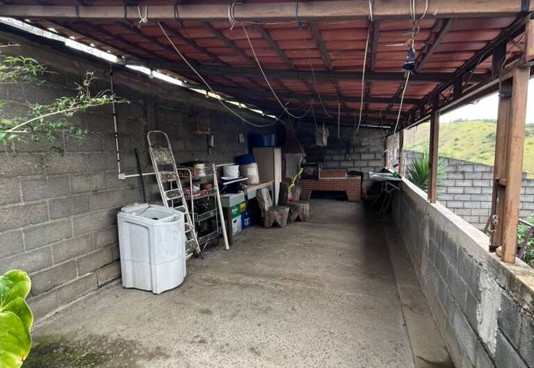 Rua Lions Clube, 100, Bairro das Flores