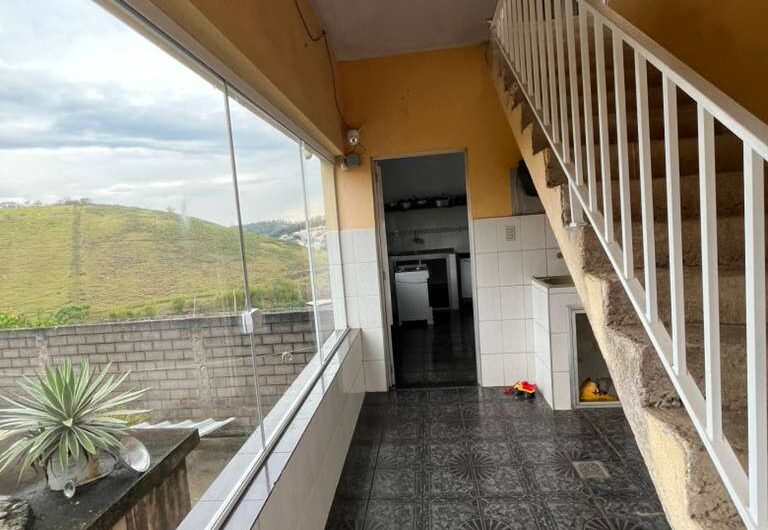 Rua Lions Clube, 100, Bairro das Flores