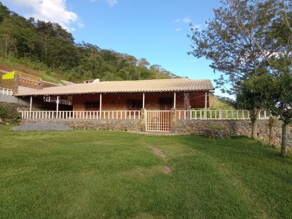 Chácara Ipê Amarelo, Mantiqueira, Santos Dumont.