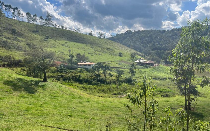 Fazenda Araçá, Estrada das Posses, Santos Dumont.