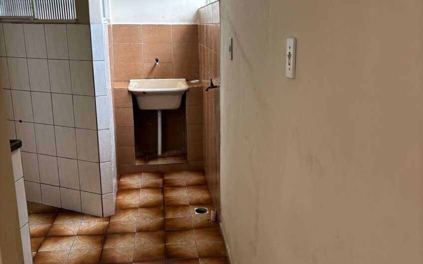 Rua Professora Miquita Horta, nº162, Graminha.