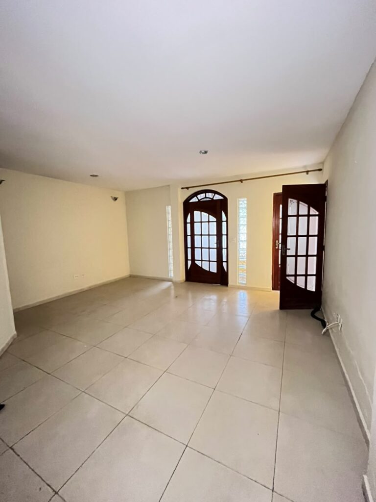 Rua Antônio Fernandes, 283 - Quarto Depósito