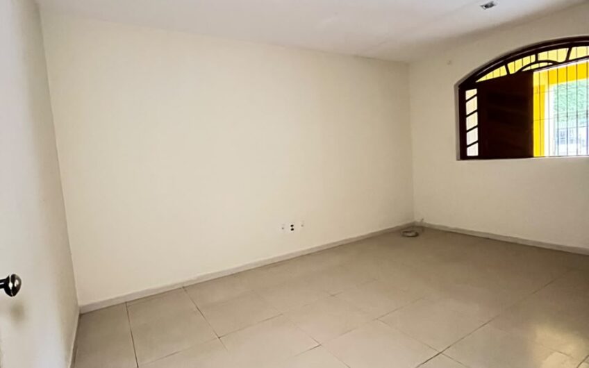 Rua Antônio Fernandes, 283 – Quarto Depósito