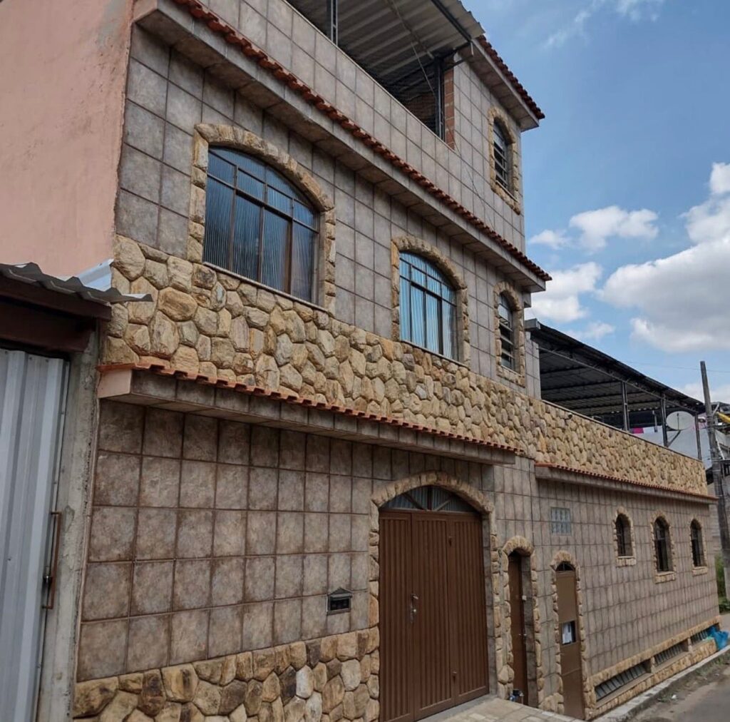 Rua Gustavo Álvares Cabral, nº138, Bairro da Glória