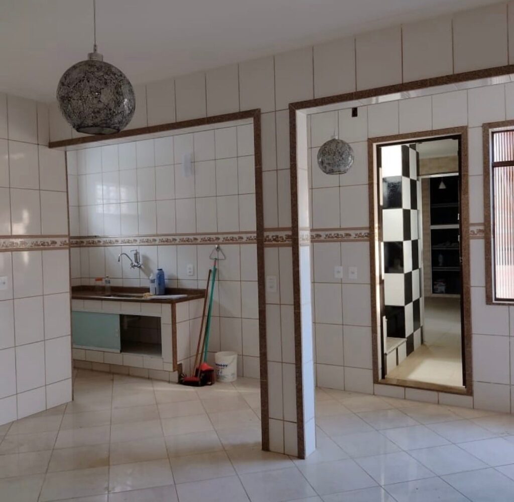 Rua Gustavo Álvares Cabral, nº138, Bairro da Glória