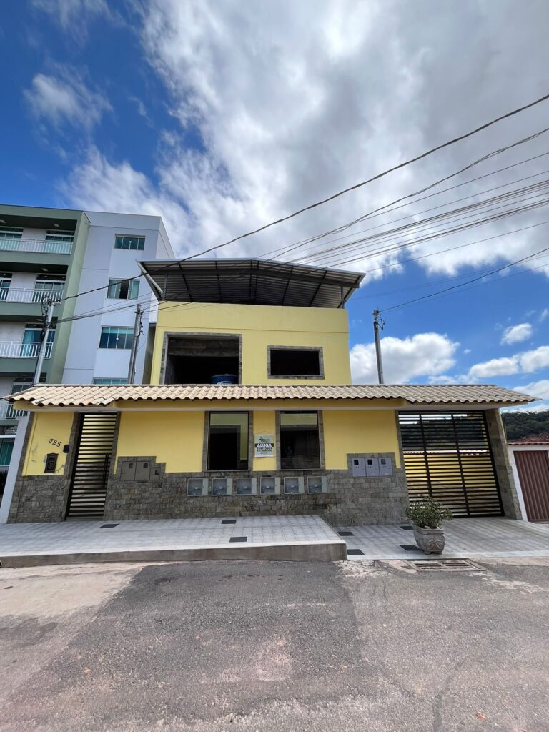 Rua Rafael Jorge Couri, nº 325 – Casa B